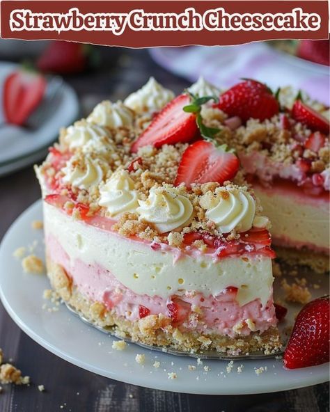 Strawberry Crunch Cheesecake, Crunch Cheesecake, Strawberry Crunch Cake, Fruit Desert, Strawberry Things, Strawberry Crunch, Crunch Cake, Chinese Cooking Recipes, Cream Pie Recipes