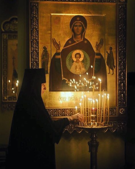 Orthodox Liturgy, Orthodox Beauty, Orthodoxy Aesthetic, Orthodox Nun, Orthodox Aesthetic, Monastic Life, Orthodox Cross, Eastern Orthodox, Byzantine Icons