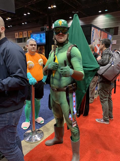 https://twitter.com/drinkpinkink/status/1233887221020856321/photo/1 Kite Man, Man Cosplay, Awesome Cosplay, Male Cosplay, Hell Yeah, Best Cosplay, Photo 1, Hard Hat, On Twitter