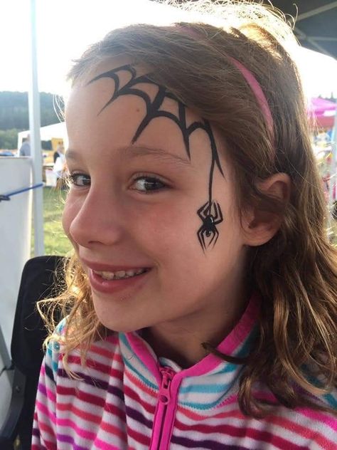 Simple Spider Face Paint, Spider Makeup Kids, Kids Face Painting Ideas Easy Halloween, Super Easy Face Paint, Disney Face Paint Easy, Face Paint Crayons Ideas, Simple Halloween Face Painting For Kids, Halloween Face Paint Ideas Easy, Easy Face Paint Designs