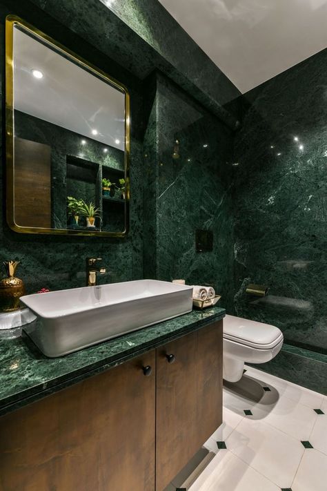 Emerald Marble Bathroom, Green Marble Interior Design, Dark Green Marble Bathroom, Marble Green Bathroom, Green Marble Bathroom Ideas, Bathroom Green And Gold, Bathroom Wallpaper Bohemian, Bathroom Tile Large, Bathroom Green Marble