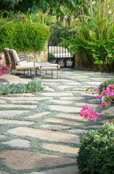 31 Flagstone Walkway Design Ideas | Sebring Design Build Dymondia Ground Cover, Office Landscaping, Walkway Design Ideas, Flagstone Patio Design, Flagstone Steps, Low Maintenance Landscaping Front Yard, Flagstone Pathway, Flagstone Pavers, Low Water Landscaping