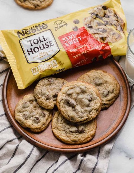 Nestle Toll House chocolate chip cookies are a childhood classic! Learn how to make the original recipe with perfectly crisp edges. Original Nestle Toll House Cookie Recipe, Nestle Chocolate Chip Cookie Recipe, Nestle Toll House Chocolate Chip Cookies, Nestle Cookies, Toll House Chocolate Chip Cookies, Nestle Tollhouse Chocolate Chip Cookies, Nestle Chocolate Chip Cookies, Tollhouse Cookie Recipe, Nestle Recipes