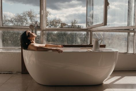 #summer #sunset #bathroom #ideas Person In Bathtub Reference, Sunset Bathroom, Bathroom Illustration, Spa Lounge, Bath Art, Pose References, Woman Back, Summer Sunset, Birds Eye View