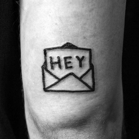 Guys Envelope With Hey Letter Thigh Tattoo Deisgns Traditional Tattoo Envelope, Tattoo Envelope, Envelope Tattoo, Bullet Tattoo, Japanese Koi Fish Tattoo, Thigh Tattoo Designs, Heart Envelope, Tattoo Heart, Koi Fish Tattoo