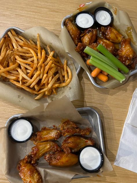 Buffalo Wild Wings Wedges Recipe, Buffalo Wild Wings Potato Wedges Recipe, Buffalo Wings Blue Cheese Sauce, Wings And Fries, Buffalo Chicken Wings Aesthetic, Ranch Aesthetic, Buffalo Chips Buffalo Wild Wings, Food Tiktok, Seasoned Fries