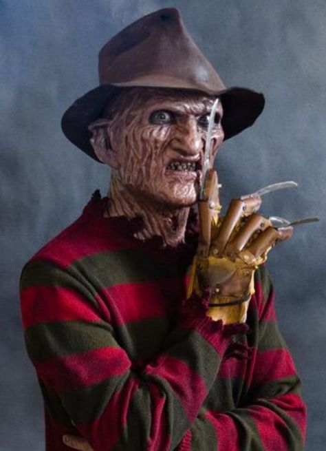 Freddy Kruger. Freddy Horror, Freddy Krueger Art, Robert Englund, New Nightmare, Horror Pictures, Slasher Movies, Tapered Square, Horror Monsters, A Nightmare On Elm Street