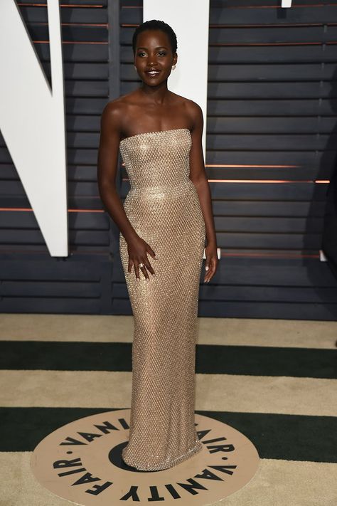 Moda Afro, Lupita Nyong, Lupita Nyong'o, Calvin Klein Collection, Oscar Party, Vanity Fair Oscar Party, Celebrity Red Carpet, Gala Dresses, Red Carpet Dresses