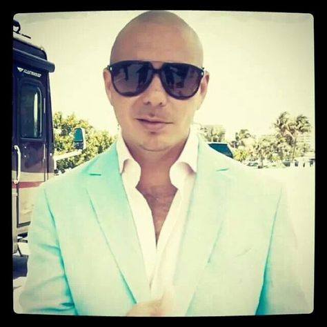 Pitbull Mr World Wide, Pitbull The Singer, Mr 305, Pitbull, Square Sunglasses Men, Just Love, Square Sunglass, Mens Sunglasses, Funny Quotes