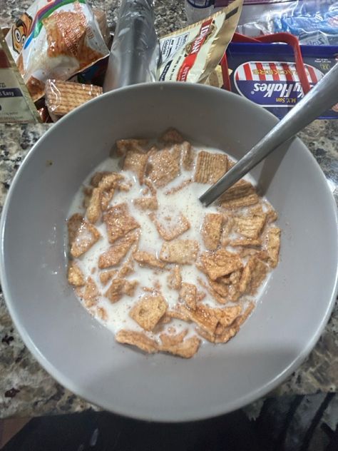 Cinnamon Toast Crunch, Cinnamon Toast, Cereal, Cinnamon, Snack Recipes, Toast, Snacks, Meat, Chicken