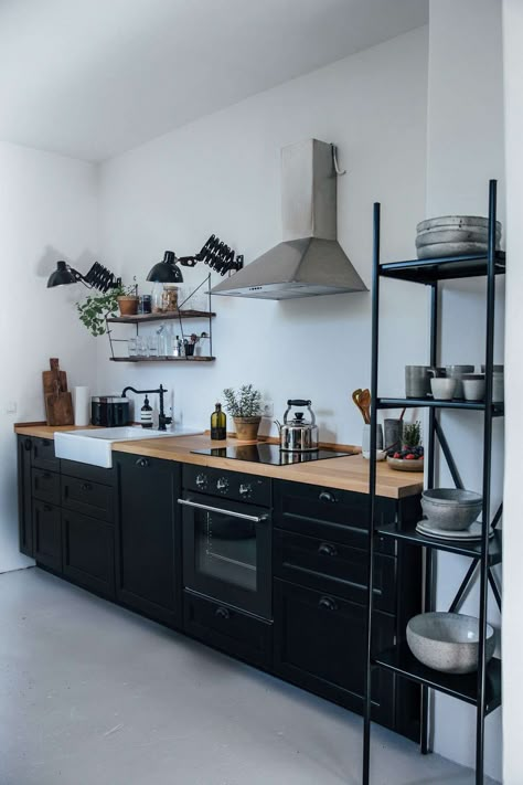 Kitchen of the Week: A DIY Ikea Country Kitchen for Two Berlin Creatives - Remodelista Country Kitchen Designs, Diy Ikea, Small Space Kitchen, Small Cabinet, Ikea Kitchen, Trendy Kitchen, Ikea Diy, Black Kitchens, Country Kitchen