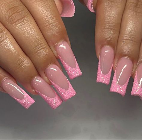 Pink Tip Nails, Hoco Nails, Hippie Nails, Glittery Nails, Colored Acrylic Nails, Girly Acrylic Nails, French Tip Acrylic Nails, Pink French, French Acrylic Nails