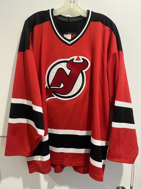 Ccm Hockey, Gentlemen Style, Hockey Clothes, Harry Potter Dr, Jersey Devil, New Jersey Devils, Nhl Hockey, Hockey Jersey, Gentleman Style