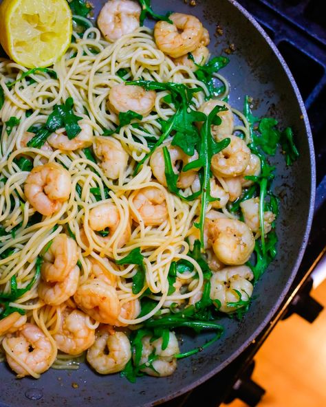 Easy Shrimp and Arugula Pasta Recipe | Tangled with Taste Shrimp Arugula Salad, Shrimp Arugula Pasta, Shrimp And Arugula Salad, Lemon Ricotta Pasta With Shrimp, Shrimp And Arugula, Shrimp Linguine Recipe, Saffron Shrimp Pasta, Arugula Pasta, Shrimp Linguine