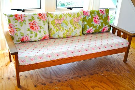 Pin on Crafty Stuff Wood Frame Couch, Couch Makeover, Studio Sofa, Sofa Makeover, Beach Vintage, Old Sofa, Wooden Sofa, Furniture Hacks, Redo Furniture