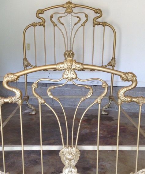 Art Nouveau Room Interior Design, Art Neuvo Bedroom, Art Nouveau Headboard, Art Nouveau Furniture Antiques, Art Nouveau Inspired Interior, Art Nouveau Nightstand, Art Nouveau Bed Frame, Art Nouveau Shelves, Minimalist Art Nouveau