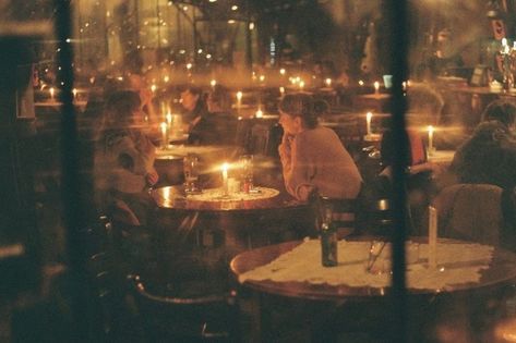 Restaurant, Candles, Film