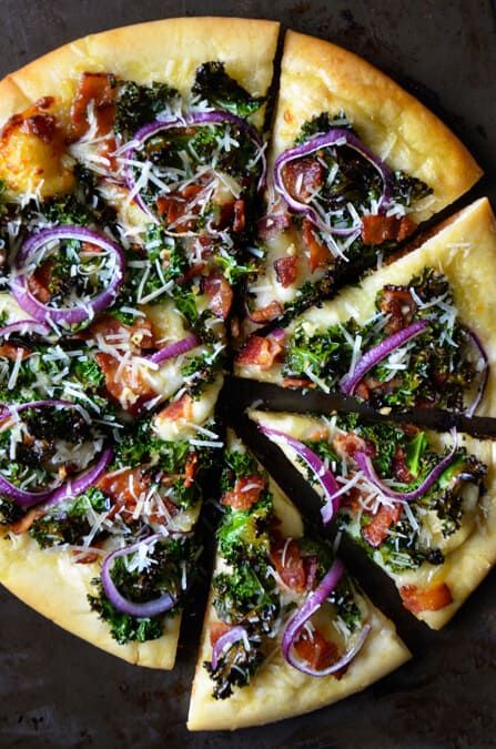 Yakimeshi Recipe, Kale Pizza, Garlicky Kale, Garlic Kale, Bacon Pizza, Pizza Roll, Best Homemade Pizza, Just A Taste, Kale Recipes