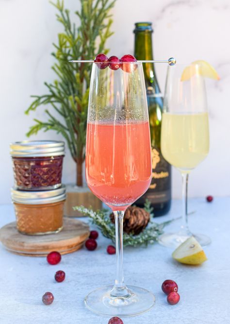 What are the holidays without a little sparkle? This delightful twist on a Kir Royale is made even more fabulous by mixing gin with some high quality preserves and topping it off with your favorite champagne or Prosecco. Dried Cranberry Muffins, Cocktails Made With Gin, Cranberry Mimosa, Kir Royale, Pear Jam, Veal Recipes, Cranberry Juice Cocktail, Mimosa Recipe, Cranberry Muffins