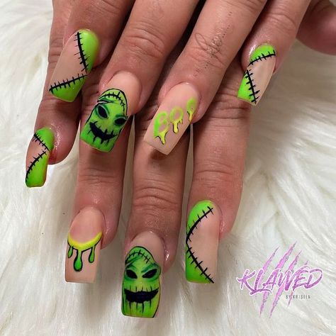 Oggie Boogie Nail Ideas, Nightmare Before Christmas Nails Oogie Boogie, Oggie Boogie Nail Designs, Oogie Boogie Nail Art, Oogie Boogie Nails Short, Oogie Boogie Nails Acrylic, Oggie Boggie Nails, Boogie Man Nails, Witchy Halloween Nails