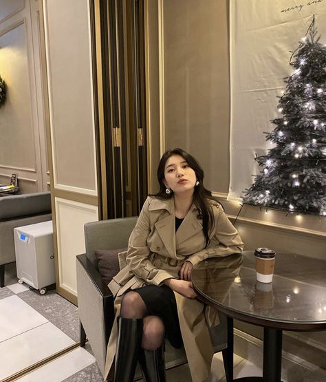 Suzy Instagram, Miss A Suzy, Suzy Bae, Instyle Magazine, Bae Suzy, Latest Albums, Korean Actresses, Korean Celebrities, Feminine Outfit