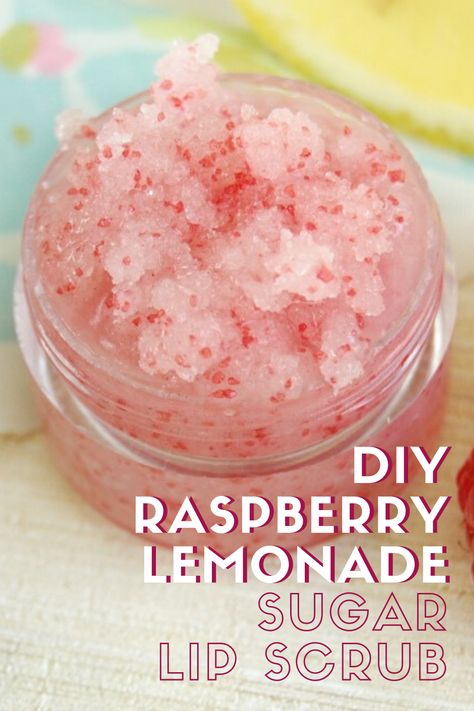 Sugar Lip Scrub Diy, Diy Lip Scrub, Diy Body Scrub Recipes, Diy Sugar Scrub Recipe, Lip Scrub Recipe, Lip Scrub Homemade, Body Scrub Recipe, Sugar Scrub Homemade, Lip Scrub Diy