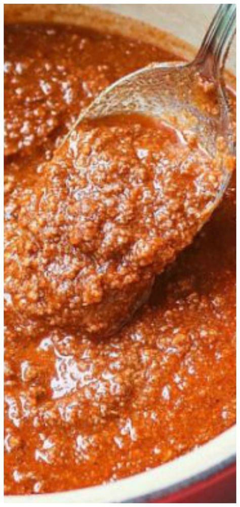 Sweet Hot Dog Sauce Recipe, Chili Hot Dog Sauce, Bbq Hot Dogs Grilling, Easy Chili For Hot Dogs, Spanish Hot Dog Sauce, Homemade Hot Dog Chilli, Chilli Dogs Recipe Easy, Texas Hot Dog Sauce, Jeffs Hot Dog Chili