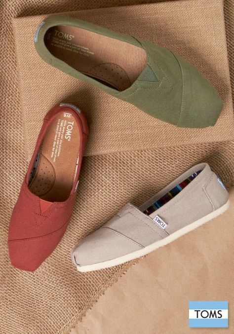 Toms Outfits, Toms Shoes Women, Toms Shoes Outlet, Black Toms, Ruby Rings, Women's Slip On Shoes, Shoes For Sale, Paris Theme, Womens Shoes High Heels