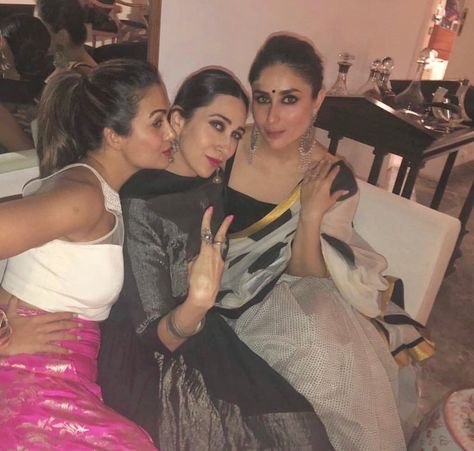 The ubiquitous Amrita Arora and the Kapoor sisters Polka Dot Saree, Amrita Arora, Kareena Kapoor Khan, Indian Aesthetic, Dress Indian Style, Kareena Kapoor, Indian Attire, Traditional Wear, Designer Dresses Indian