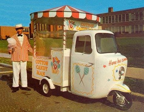 1960 Cushman Truckster Cushman Truckster, Cake Presentation, Candy Car, Vespa Ape, Candy Man, Piaggio Ape, Kombi Motorhome, Ice Cream Van, Mini Bikes