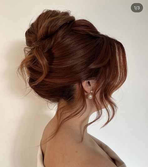 Wedding Guest Hairstyles Easy, Styles For Natural Curly Hair, Red Hair Updo, Long Hair Indian, Coque Banana, Short Hair Curls, Light Auburn Hair, Updos For Long Hair, Wedding Hairstyles Bridesmaid