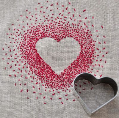 Single colour & negative space Embroidery Stitches Flowers, Etsy Embroidery, Embroidery Stitches Beginner, Embroidery Hearts, Bantal Sofa, Basic Embroidery Stitches, Embroidery Stitches Tutorial, Paper Embroidery, Needlework Embroidery