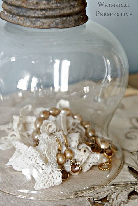 DIY Cloche Project Diy Cloche Ideas, Diy Cloche, Cloche Ideas, Cloche Decor, Glass Dome Cloche, Glass Cloche, Beauty Diy, The Bell Jar, Easy Diy Halloween