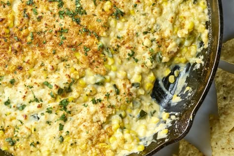 Esquites + creamed corn = heaven on a tortilla chip. Esquites Dip, Mexican Esquites, Esquites Recipe, Skillet Dip, Cowboy Baked Beans, Tortilla Chip, Party Bites, Texas Cowboy, Iron Recipes