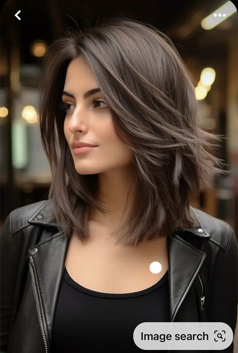 Textured Layers Medium Hair Straight, Haircuts For Medium Length Hair, Shoulder Length Hair Cuts, Haircuts For Medium Hair, Medium Hair Cuts, Feel Pretty, Shoulder Length Hair, Medium Length Hair Cuts, Grey Hair