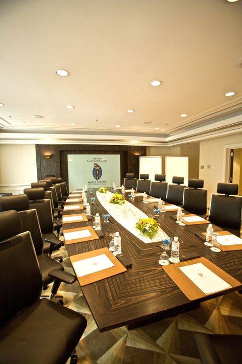 EXECUTIVE MEETING ROOMS: These eight Executive Meeting Rooms are located on the 23rd Floor of the Hotel, affording a picturesque birds-eye view of the Kuala Lumpur skyline. They are especially ideal for corporate and board meetings, with capacity ranging from 15 – 50 persons.  http://www.hotelistana.com.my/executive-meeting-rooms Executive Meeting Room, Board Room Design Corporate, Board Meeting Room, Board Room Design, Kuala Lumpur Skyline, Meeting Room Hotel, Hotel Conference Rooms, Executive Meeting, Board Rooms