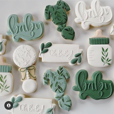 Jungle Thema, Classy Baby Shower, Royal Iced Cookies, Shower Desserts, Green Baby Shower, Gender Reveal Party Decorations, Baby Shower Inspiration, Baby Cookies, Rainbow Baby Shower