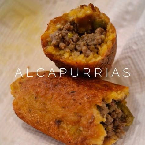 Spanish Recipe, Hispanic Dishes, Recetas Puertorriqueñas, Empanadas Dough, Puerto Rican Cuisine, Puerto Rican Dishes, Puerto Rico Food, Boricua Recipes, Dominican Food