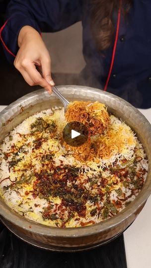 Chicken Dum Biryani | Chicken Dum Biryani | By Cooking Studio | Facebook Fish Biryani Recipe Pakistani, Chicken Biryani Recipe Videos, Dum Chicken Biryani Recipe, Chikan Biryani, Chicken Biryani Recipe Indian, Veg Dum Biryani Recipe, Chicken Biryani Recipe Pakistani, Biryani Recipe Video, Biriyani Recipes