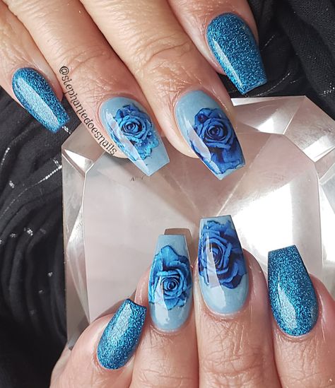 Blue roses Blue Roses Nails, Blue Rose Nails, Rose Nail Designs, Roses Nails, Rose Nail Design, Blue Nail Designs, All Nails, Rose Nails, Blue Nail