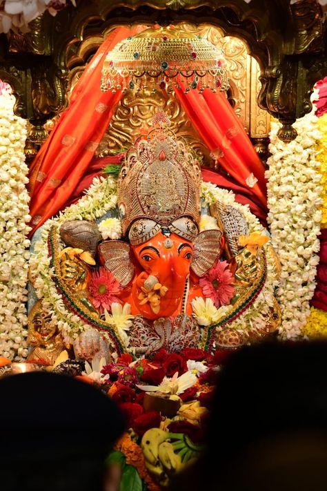 Siddhivinayak Ganesha, Ganpati Bappa Wallpapers, Ganpati Bappa Photo, Ganesh Lord, Ram Image, Shri Ganesh Images, Happy Ganesh Chaturthi Images, Ganesh Chaturthi Images, Ganesh Wallpaper