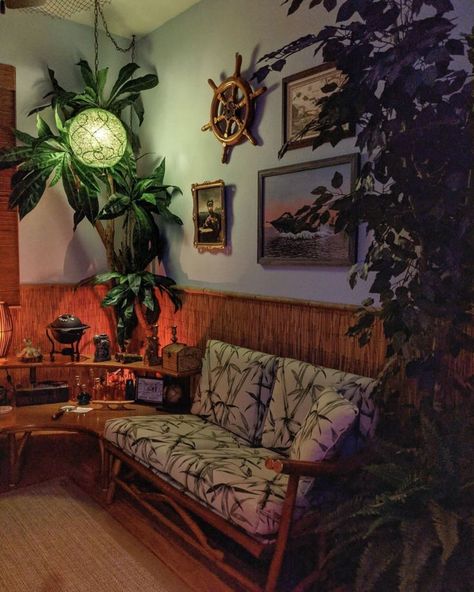 Tiki House, Tropical Room Decor, 60s Interior, Hangout Room, Tiki Decor, Tiki Bar Decor, Tiki Lounge, Enchanted Tiki Room, Hawaiian Decor