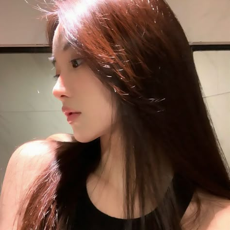 Uzzlang Girl, Side Profile, Hair Inspo Color, Pretty Selfies, Korean Beauty, Dating Site, Ulzzang Girl, Korean Girl, Hair Tutorial