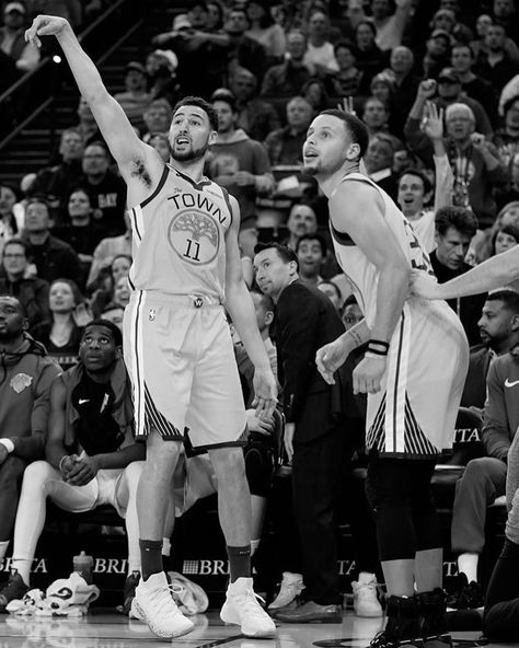 Splash Bros Wallpaper, Splash Brothers Wallpaper, Splash Bros, Nba Artwork, Golden State Warriors Basketball, Nba Stephen Curry, Wardell Stephen Curry, Splash Brothers, Basket Nba