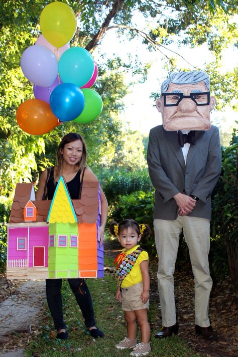 Movie Up Costume Ideas, House From Up Costume, Diy Up Halloween Costumes, Diy Up Costume, Up Couples Costume, Up Movie Halloween Costume, Up Movie Costume, Up Costume Ideas, Wall E Costume