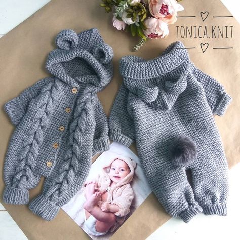 Cómo hacer lindo otoño Cardigan Crochet nuevo 2019 - Página 9 de 36 - crochetbeaus. com Baby Kostüm, Knit Baby Romper, Pull Bebe, Solid Color Jumpsuits, Baby Knitwear, Knitted Baby Clothes, Haken Baby, Baby Jumpsuit, Crochet Baby Clothes