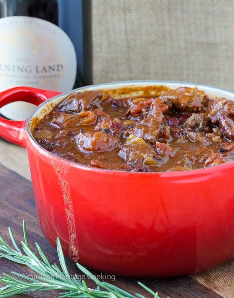 This flavorful Rosemary Pinot Noir Steak Chili is a spicy, hearty chili with tender pieces of steak and a hint of pinot noir and rosemary! Steak Leftovers, Steak Stew, Steak Chili Recipe, Steak Chili, Adobe Sauce, Rump Roast, Sauteed Onions, Beef Rump, Cooking Chicken Wings