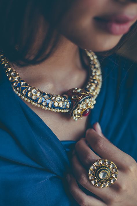 Sunita Shekhawat :representing modern day Solah sringar on Behance Necklace Styles, Bridal Jewellery Inspiration, Indian Wedding Jewelry Sets, Indian Bridal Jewelry Sets, Antique Jewellery Designs, Jewelry Photoshoot, Bridal Jewelry Collection, Indian Jewelry Sets, Bangles Jewelry Designs