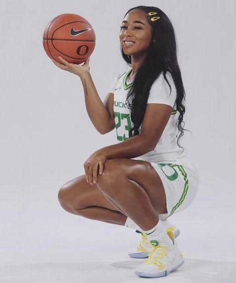 Dougie B, Basketball Girls Outfits, Basketball Pictures Poses, Basketball Banners, Kay Flock, Drill Rappers, Basketball Senior Pictures, Senior Banner, Basketball Girl