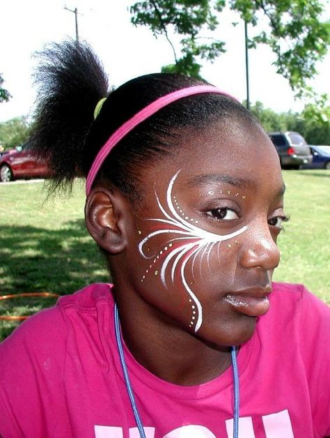 African Face Paint, Festival Face Paint, Black Dancers, Festival Face, Praise Dance, Face Painting Easy, Kids Face Paint, Rave Makeup, Dark Complexion